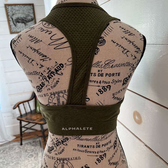 Alphalete Impact Olive Green Racerback Sports Bra, size large, EUC - Picture 3 of 6